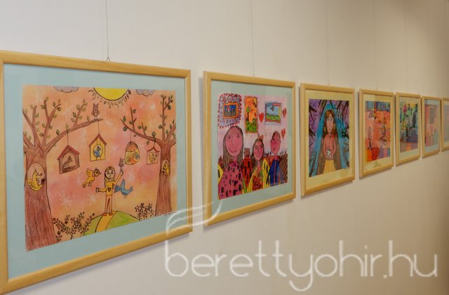 Anya csak egy van - kiállításmegnyitó 14